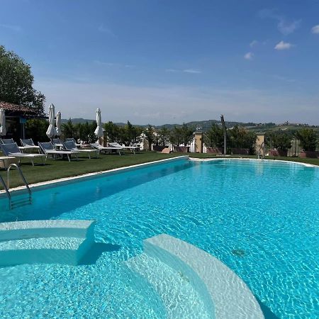 Villa Morneto Vignale Monferrato Bagian luar foto