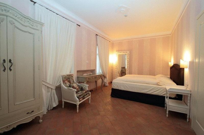 Villa Morneto Vignale Monferrato Bagian luar foto