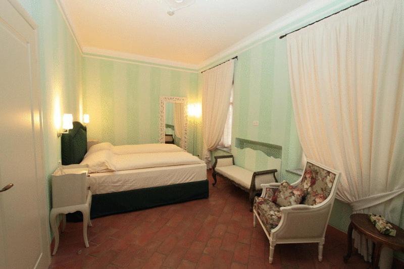 Villa Morneto Vignale Monferrato Ruang foto